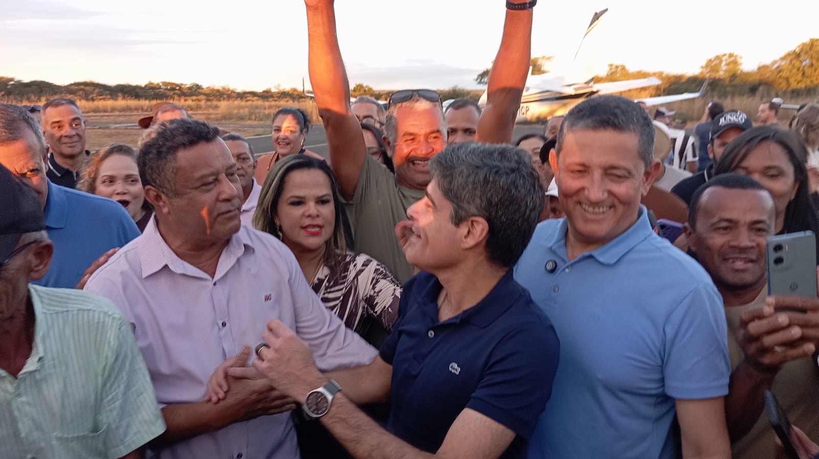 A CONVITE DE BIRA LISBOA, ACM NETO E GRANDE COMITIVA ESTIVERAM  SÁBADO NA NOSSA CIDADE.