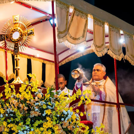 Padres de Teixeira de Freitas aderem a grupo excomungado pelo Papa