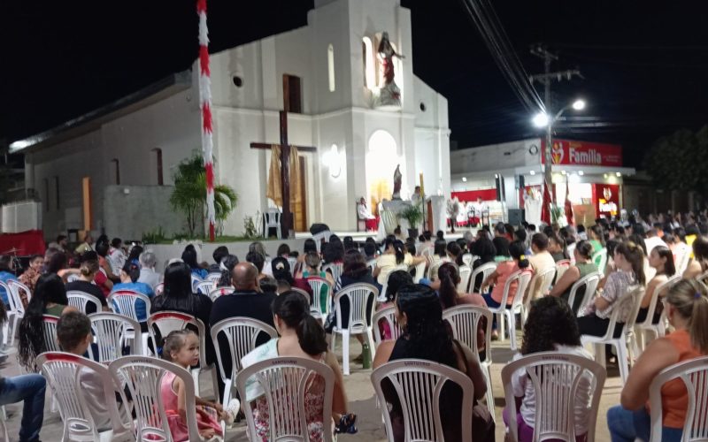 Fé, tradição e devoção nos festejos do Divino Espírito Santo