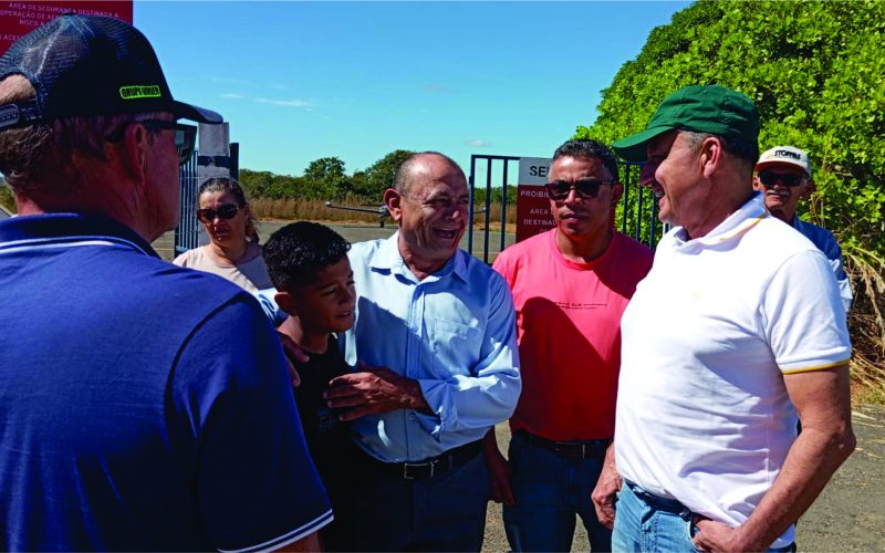 Você conhece o  Deputado Federal Charles Fernandes, que têm o apoio de Meletinha e Carlinho Pró Luz em Formosa?