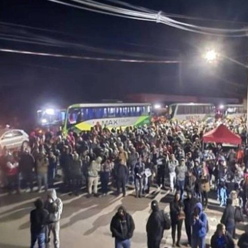 Funcionários acusam gerente chinês de agressão e param fábrica em MG