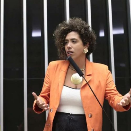 Deputada federal Talía Petrone perdeu escolta policial armada