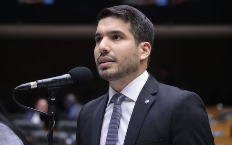 PROJETO PREVÊ QUE 50% DOS SALÁRIOS DOS PRESOS IRÃO PARA AS VÍTIMAS