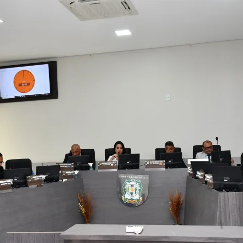 Câmara Municipal de Formosa do Rio Preto realizou sessão extraordinária na manhã desta quarta dia 15.