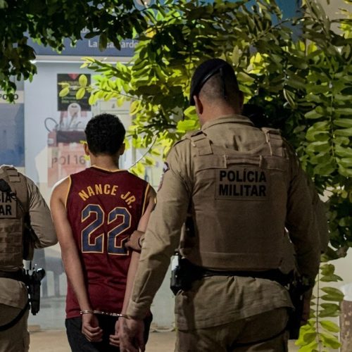 Filho é preso acusado de matar o próprio pai.