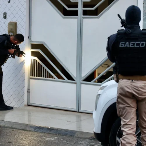 OAB se posiciona após prisão de oito advogados de facções.