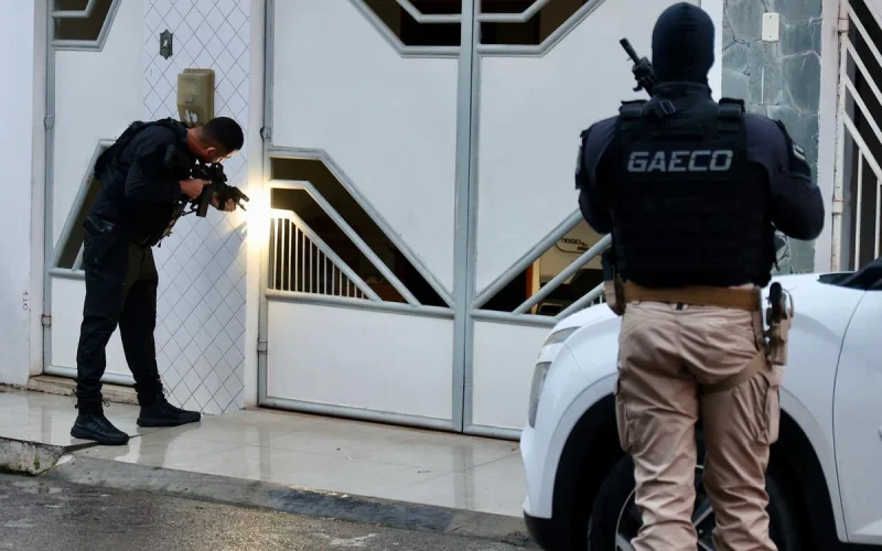 OAB se posiciona após prisão de oito advogados de facções.
