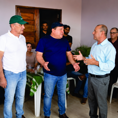 Cafú Barreto recebendo grande apoio do líder Carlinhos  Pró Luz em Formosa do Rio Preto e região.