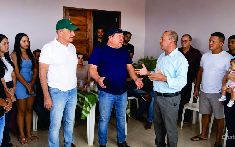 Cafú Barreto recebendo grande apoio do líder Carlinhos  Pró Luz em Formosa do Rio Preto e região.
